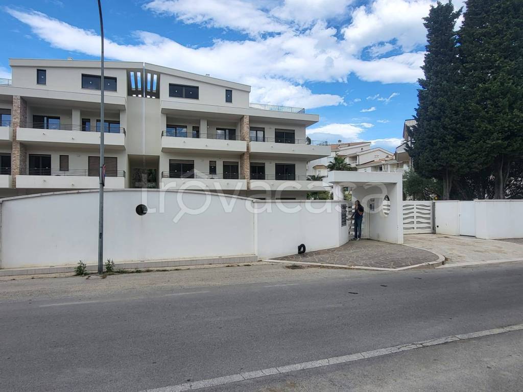 appartamento in vendita a Vasto in zona Marina