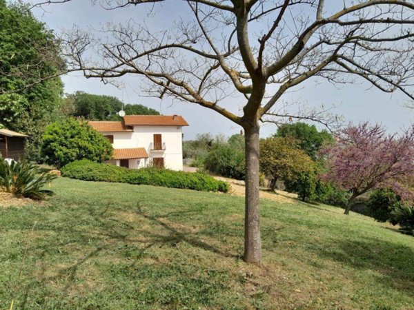 casa indipendente in vendita a Vasto