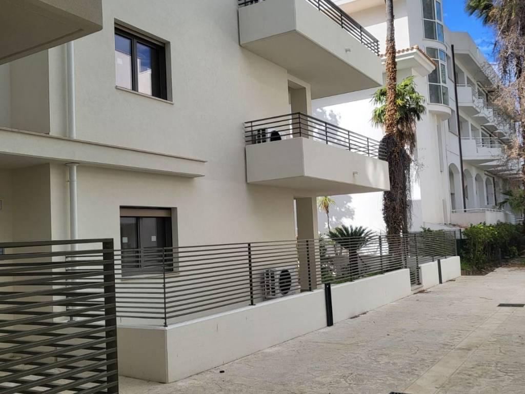 appartamento in vendita a Vasto in zona Marina
