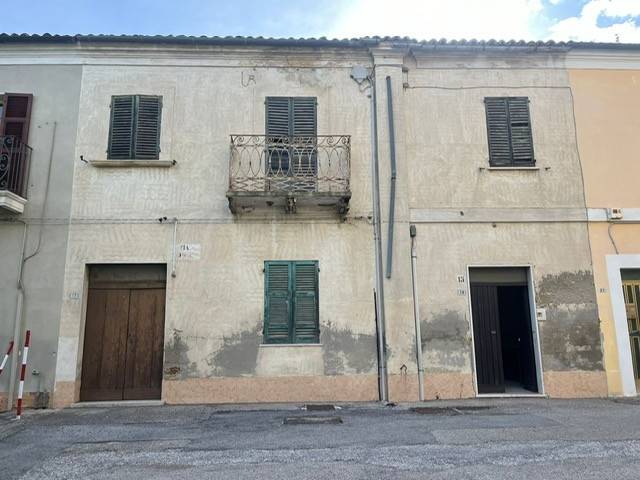 casa indipendente in vendita a Vasto