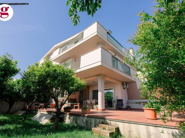 casa indipendente in vendita a Vasto