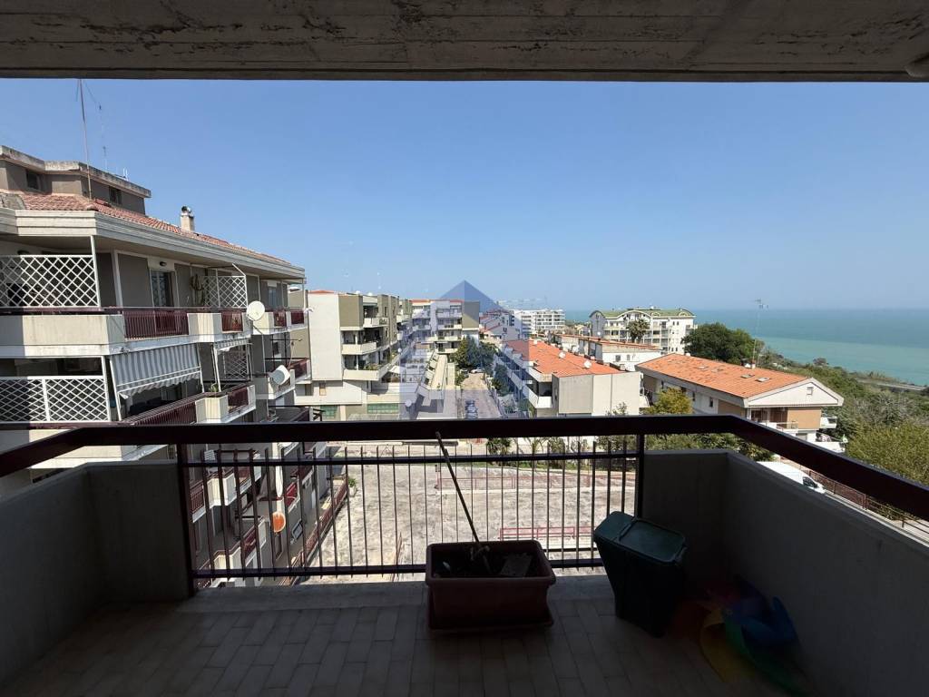 appartamento in vendita a Vasto in zona Marina