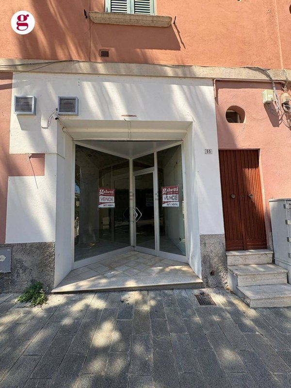 locale commerciale in vendita a Vasto