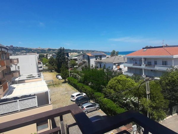 appartamento in vendita a Vasto in zona Marina
