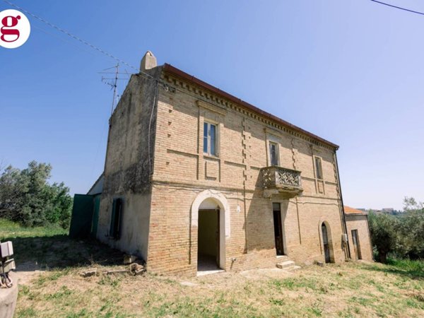 casa indipendente in vendita a Vasto