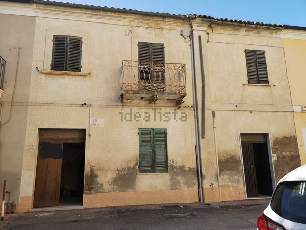 casa indipendente in vendita a Vasto