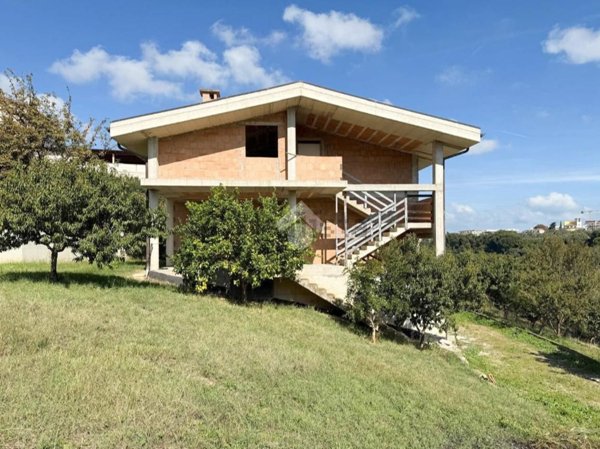 casa indipendente in vendita a Vasto in zona San Biagio