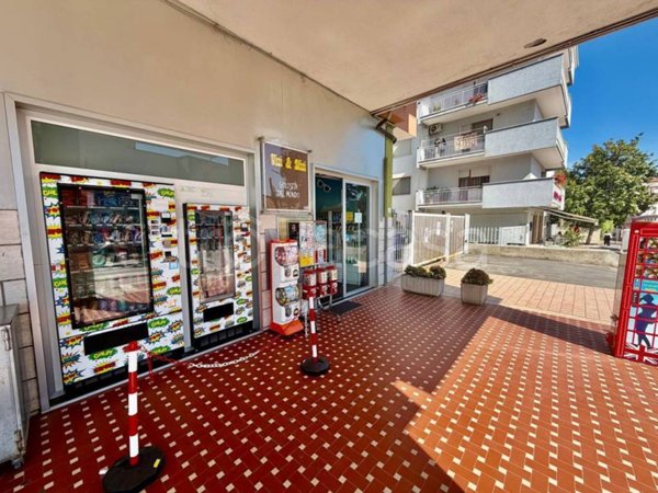 negozio in vendita a Vasto in zona San Nicola