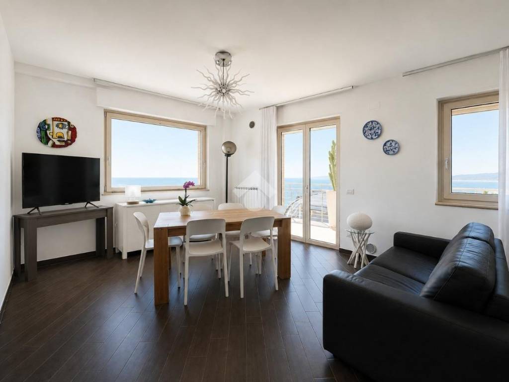 appartamento in vendita a Vasto in zona Marina