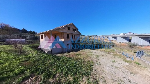 casa indipendente in vendita a Vasto in zona Montevecchio