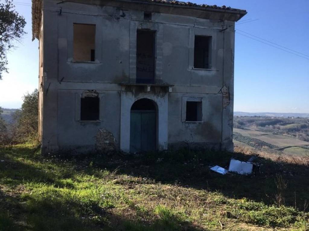 casa indipendente in vendita a Vasto in zona San Lorenzo