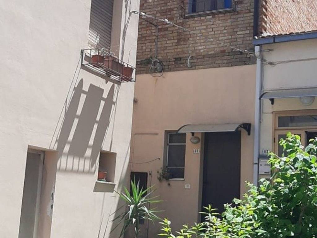 casa indipendente in vendita a Vasto