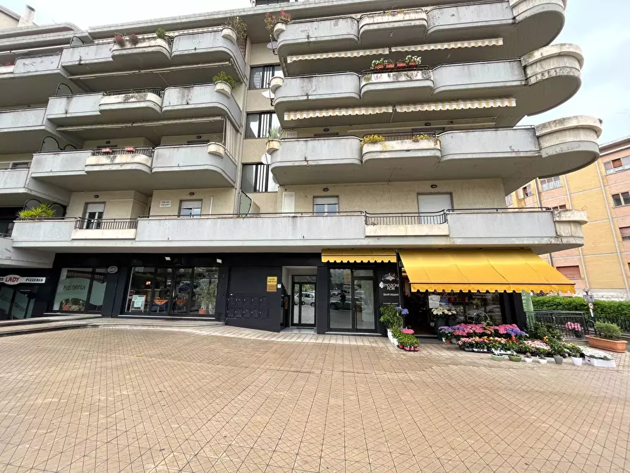 locale commerciale in vendita a Vasto