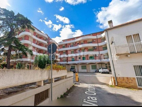 appartamento in vendita a Vasto in zona Marina