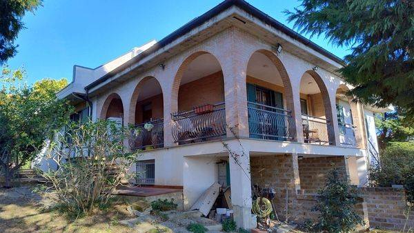 casa indipendente in vendita a Vasto in zona Incoronata
