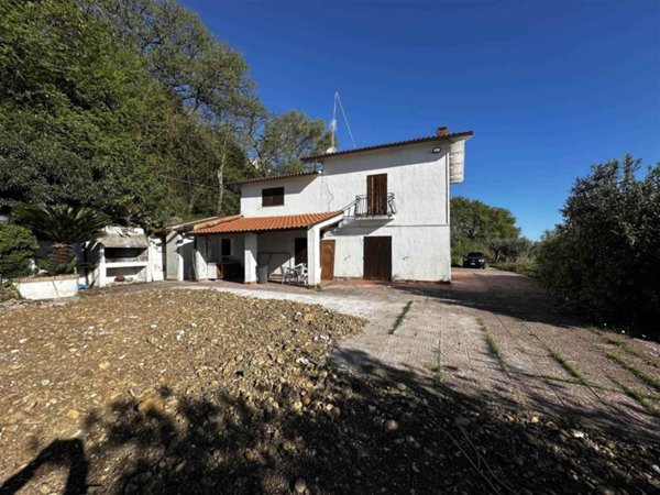 casa indipendente in vendita a Vasto in zona Vignola