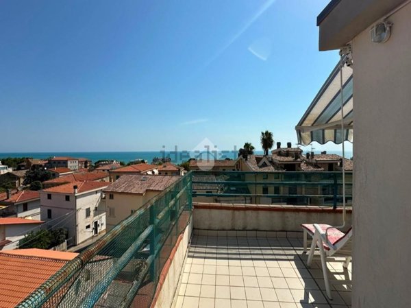 appartamento in vendita a Vasto in zona Marina