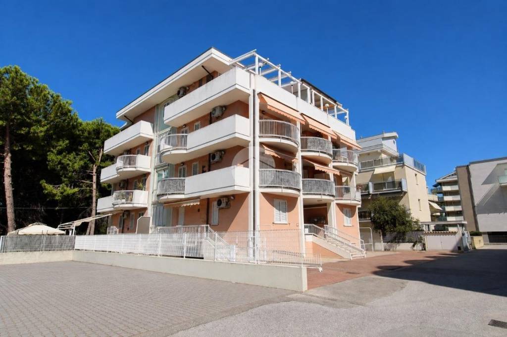 appartamento in vendita a Vasto in zona Marina