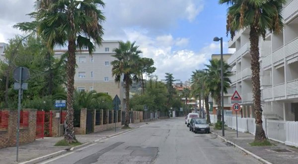 box auto in vendita a Vasto in zona Marina