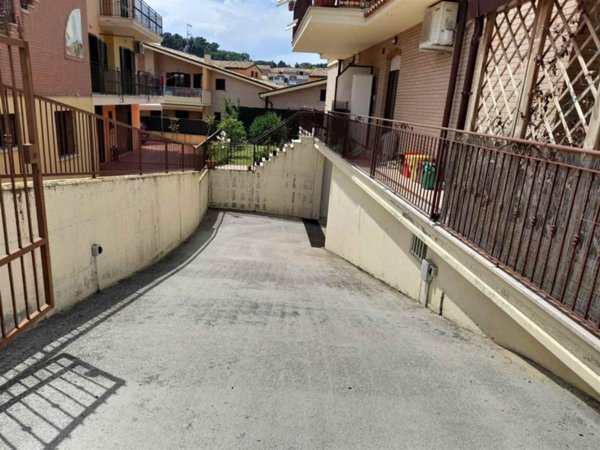 box auto in vendita a Vasto in zona Incoronata