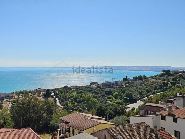 appartamento in vendita a Vasto in zona Vignola
