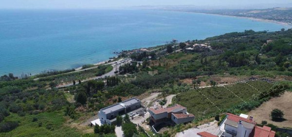 casa indipendente in vendita a Vasto