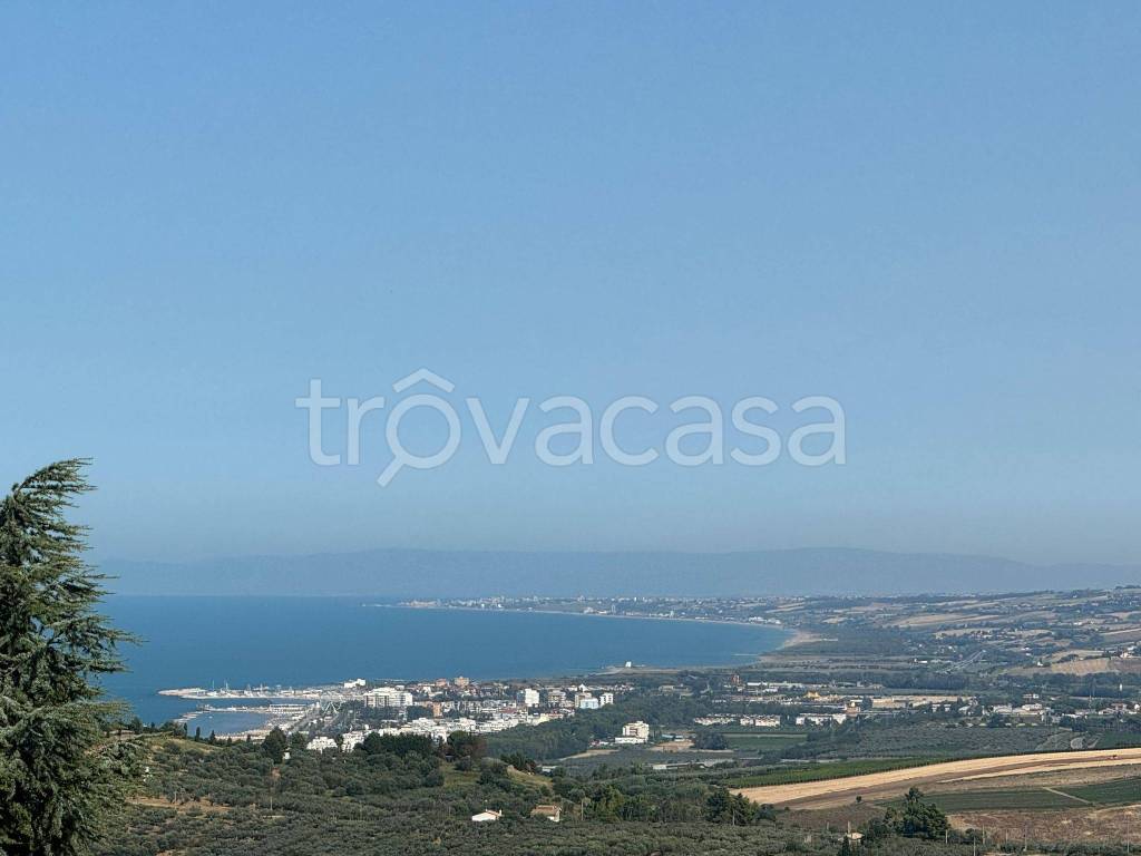 casa indipendente in vendita a Vasto