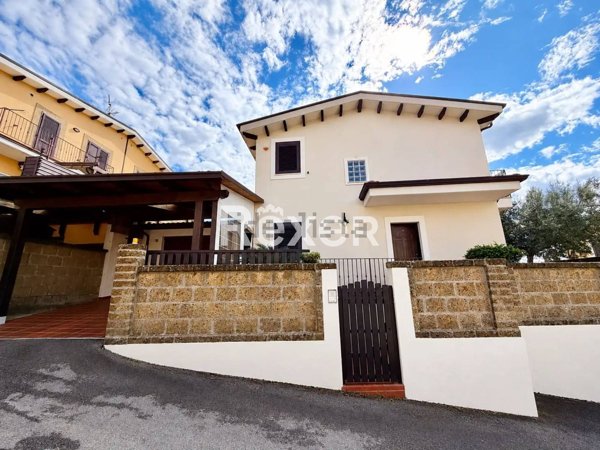 casa indipendente in vendita a Vasto in zona Sant'Antonio Abate