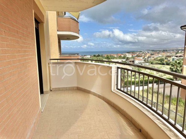 appartamento in vendita a Vasto in zona Marina