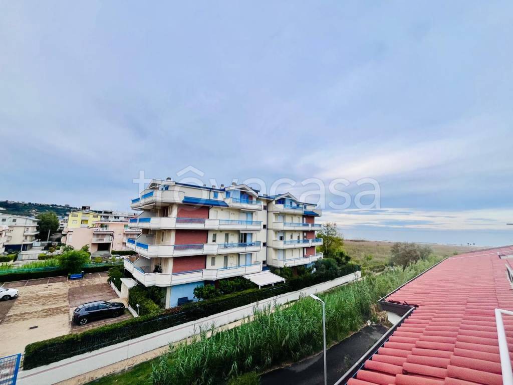 appartamento in vendita a Vasto in zona Marina