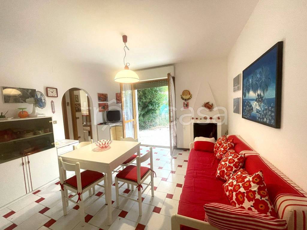 appartamento in vendita a Vasto in zona Marina