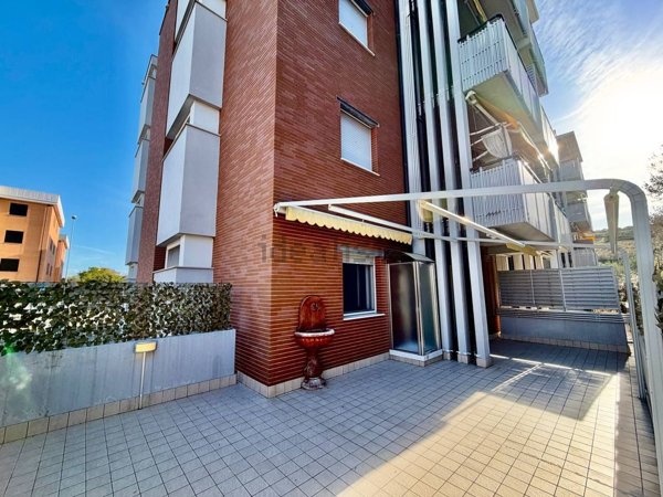 appartamento in vendita a Vasto in zona Marina
