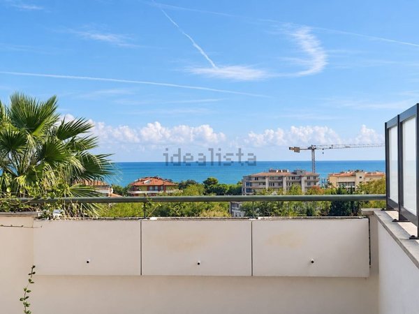 appartamento in vendita a Vasto in zona Marina