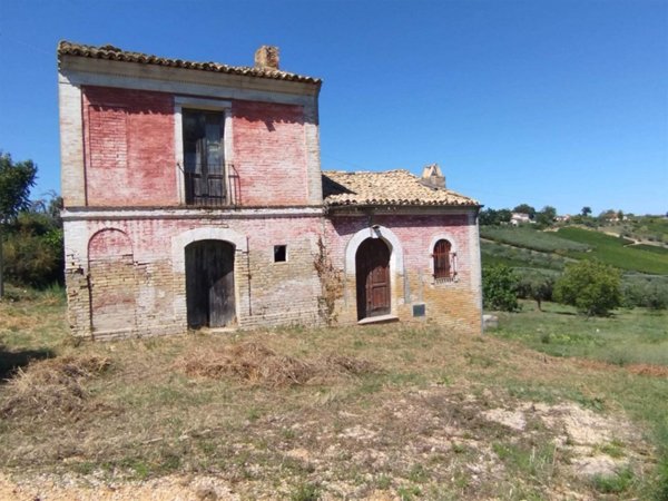 casa indipendente in vendita a Villalfonsina