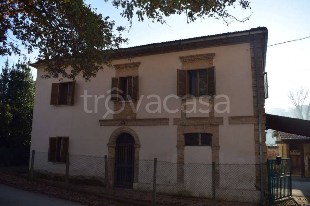 casa indipendente in vendita a Villamagna