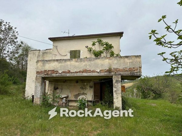casa indipendente in vendita a Villamagna