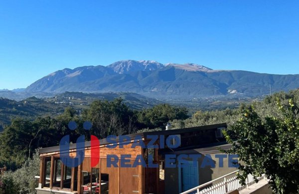 casa indipendente in vendita a Villamagna