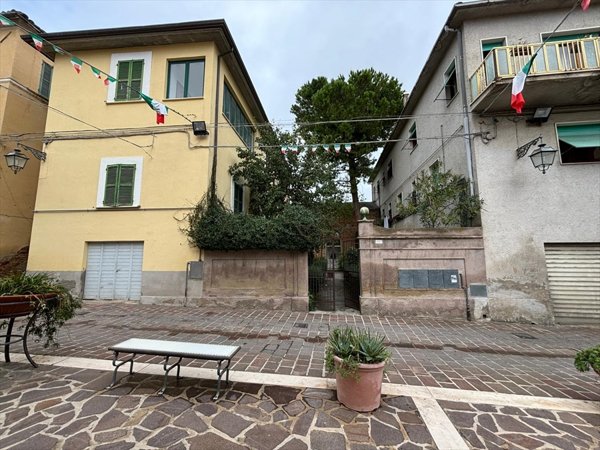 appartamento in vendita a Villamagna