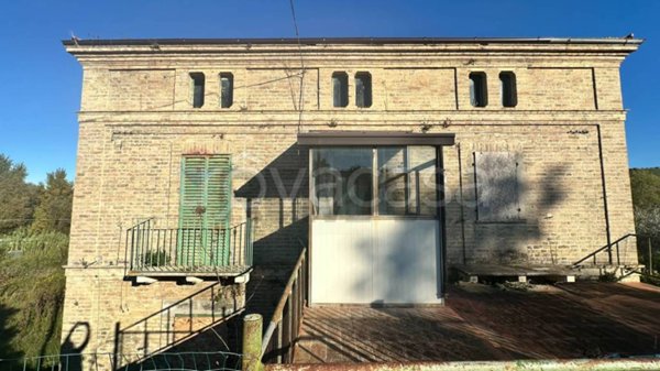 casa indipendente in vendita a Villamagna