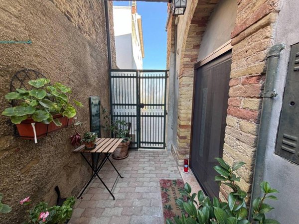 casa indipendente in vendita a Villamagna