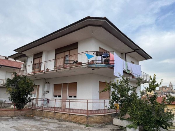 casa indipendente in vendita a Villamagna