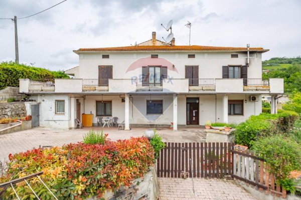 casa indipendente in vendita a Villamagna