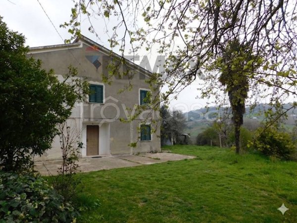 casa indipendente in vendita a Villamagna