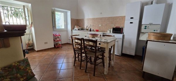 casa indipendente in vendita a Villa Santa Maria in zona Montebello