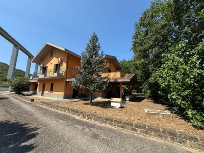 casa indipendente in vendita a Villa Santa Maria