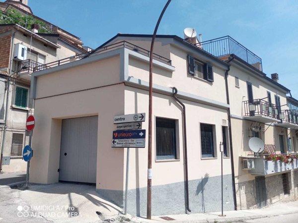 casa indipendente in vendita a Villa Santa Maria