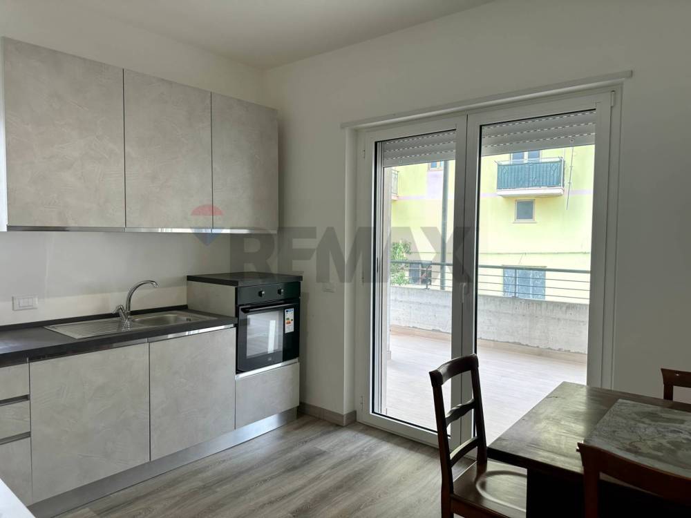 appartamento in vendita a Villa Santa Maria in zona Montebello