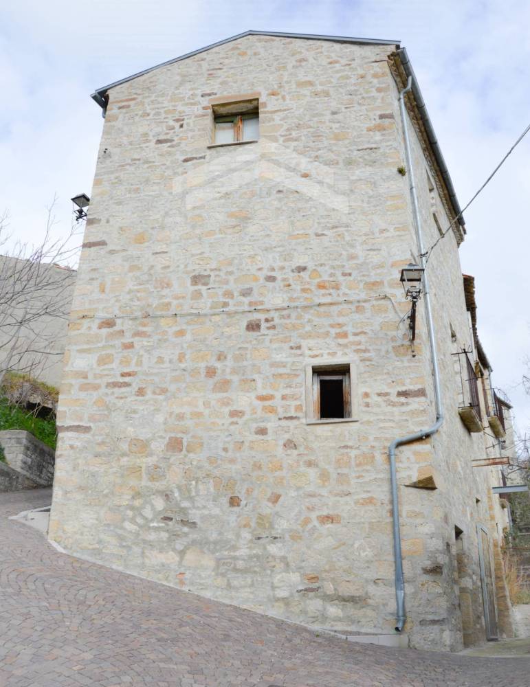 casa indipendente in vendita ad Acquaviva Collecroce