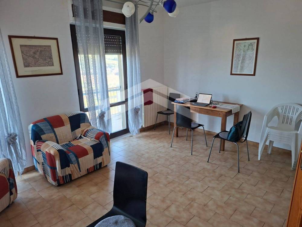 appartamento in vendita ad Acquaviva Collecroce