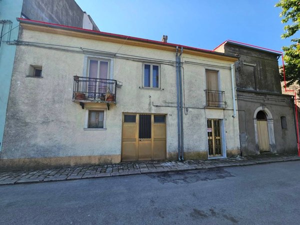 casa indipendente in vendita ad Acquaviva Collecroce